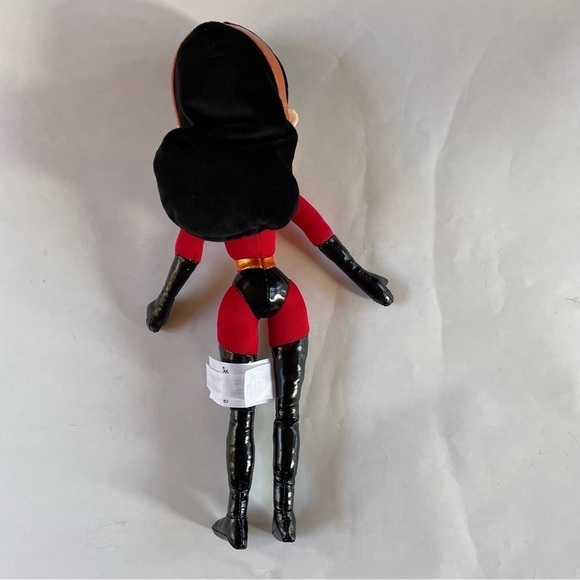 Disney Store Incredibles 2 Violet Plush - Picture 7 of 7